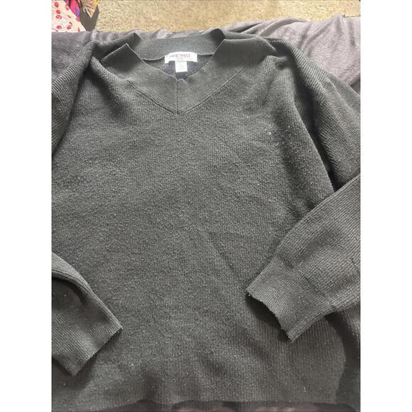 Nine‎ West Women's V-Neck Ribbed Black Sweater Size- Large  New - Picture 1 of 6